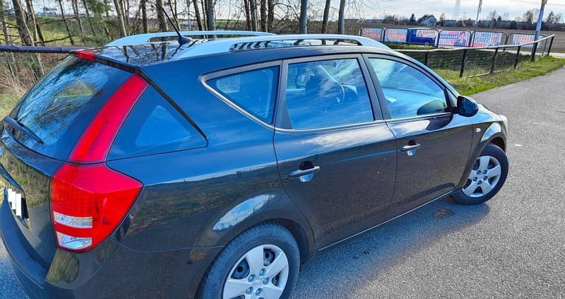 Kia Ceed cena 23300 przebieg: 158200, rok produkcji 2009 z Jaworzno małe 379